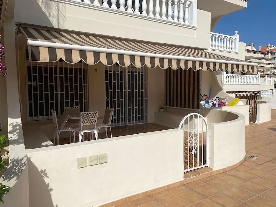 Oasis De Tranquilidad Y Estilo En Los Cristianos De Membrillo Suites Los Cristianos (Tenerife)