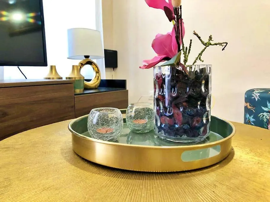 Oasis De Tranquilidad Y Estilo En Los Cristianos De Membrillo Suites Апартаменты